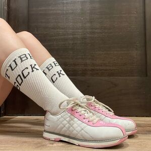 BRUNSWICK Y2K White Bubblegum Pink Quilted Lace Up Casual Bowler Oxford Sneakers